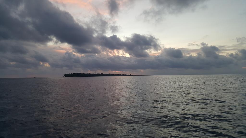 Fulhadhoo Inn Extérieur photo